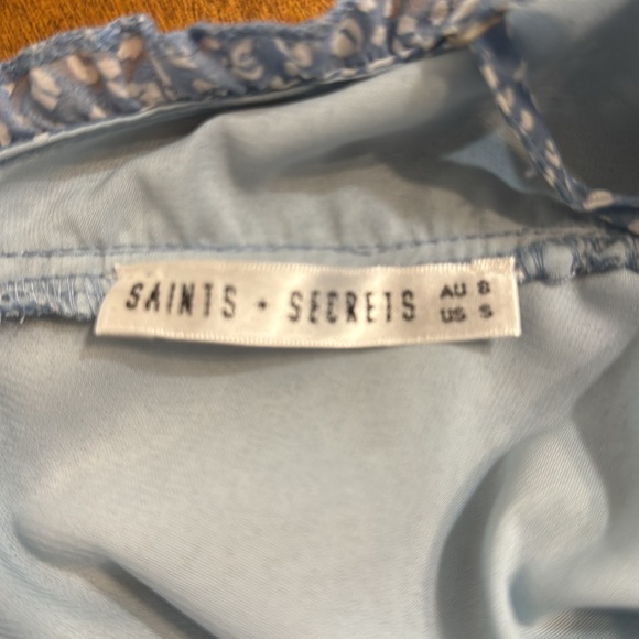 EUC!⭐️⭐️ Saints & Secrets spaghetti strap dress, size S, light blue - Picture 5 of 5